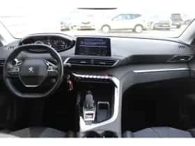 Peugeot 3008 (2019) thumbnail 29