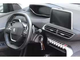 Peugeot 3008 (2019) thumbnail 30