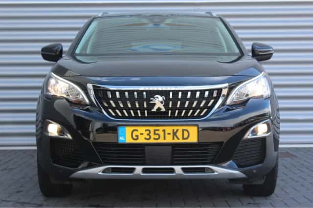 Peugeot 3008 (2019) thumbnail 5