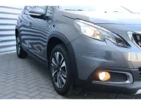 Peugeot 2008 (2019) thumbnail 13