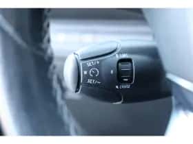 Peugeot 2008 (2019) thumbnail 21