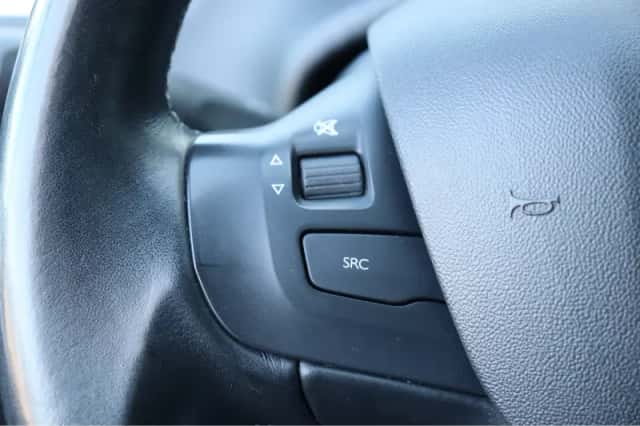 Peugeot 2008 (2019) thumbnail 23