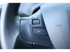 Peugeot 2008 (2019) thumbnail 23