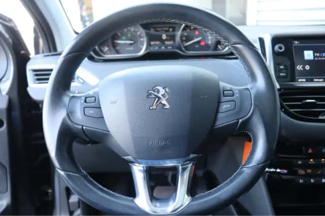 Peugeot 2008 (2019) thumbnail 27