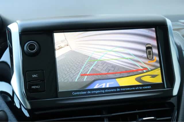 Peugeot 2008 (2019) thumbnail 28
