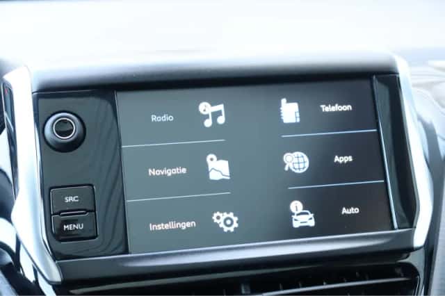 Peugeot 2008 (2019) thumbnail 31