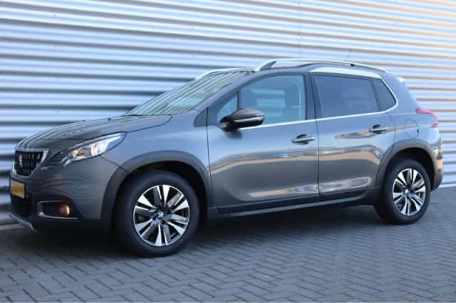 Peugeot 2008 (2019) thumbnail 6