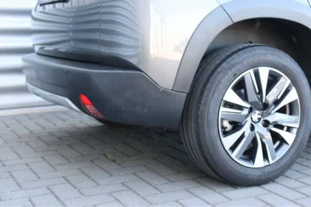 Peugeot 2008 (2019) thumbnail 10