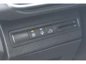 Peugeot 3008 (2023) thumbnail 20