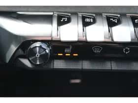 Peugeot 3008 (2023) thumbnail 29