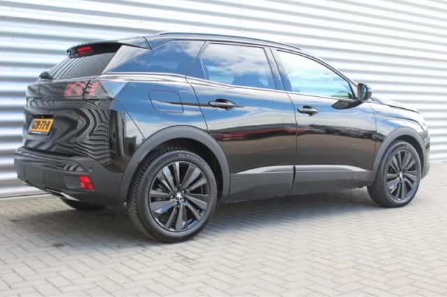 Peugeot 3008 (2023) thumbnail 9