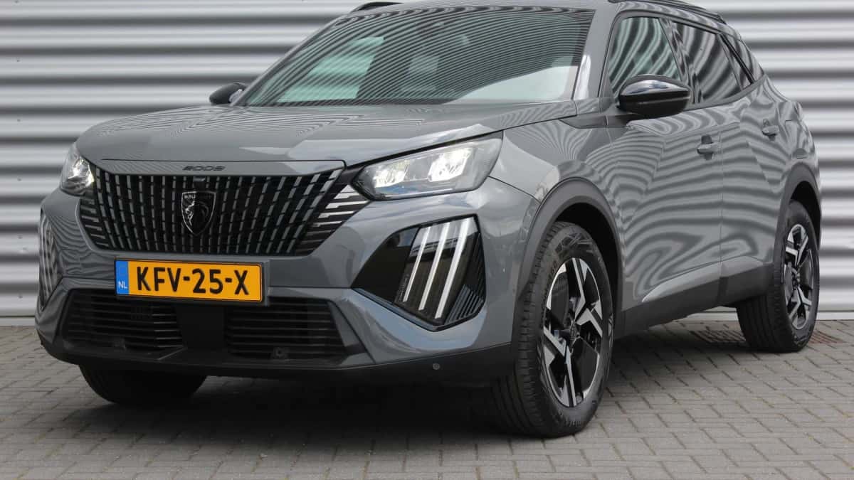 Peugeot 2008 (2025) — foto 1