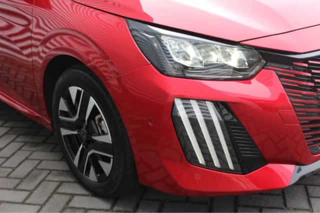 Peugeot 208 (2024) thumbnail 14