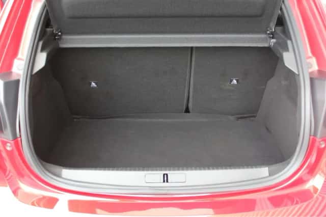Peugeot 208 (2024) thumbnail 16