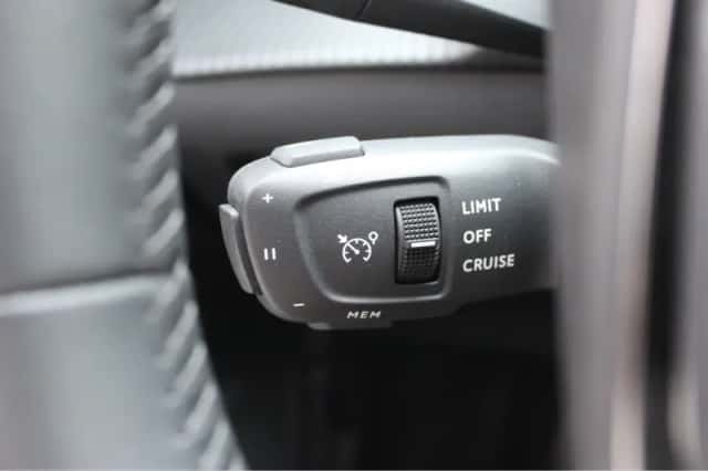 Peugeot 208 (2024) thumbnail 20