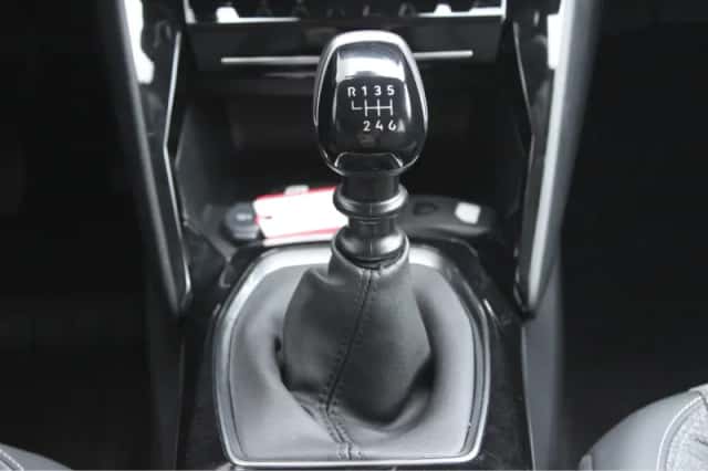 Peugeot 208 (2024) thumbnail 32