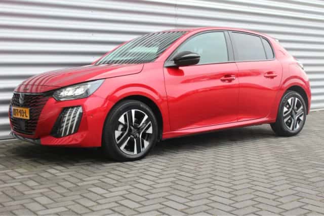 Peugeot 208 (2024) thumbnail 6