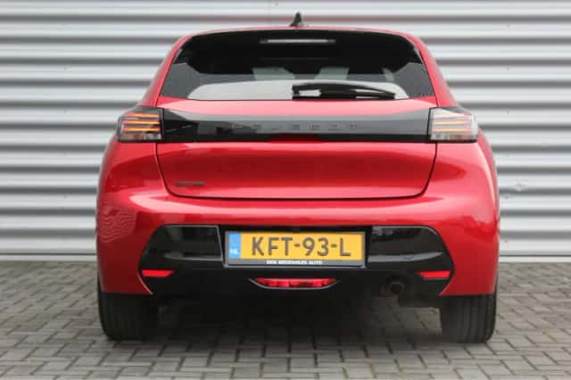 Peugeot 208 (2024) thumbnail 8