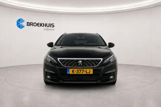 Peugeot 308 (2021) thumbnail 5