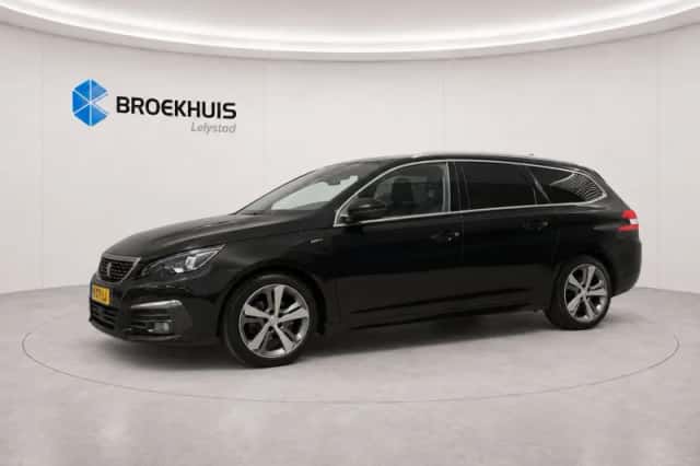 Peugeot 308 (2021) thumbnail 6