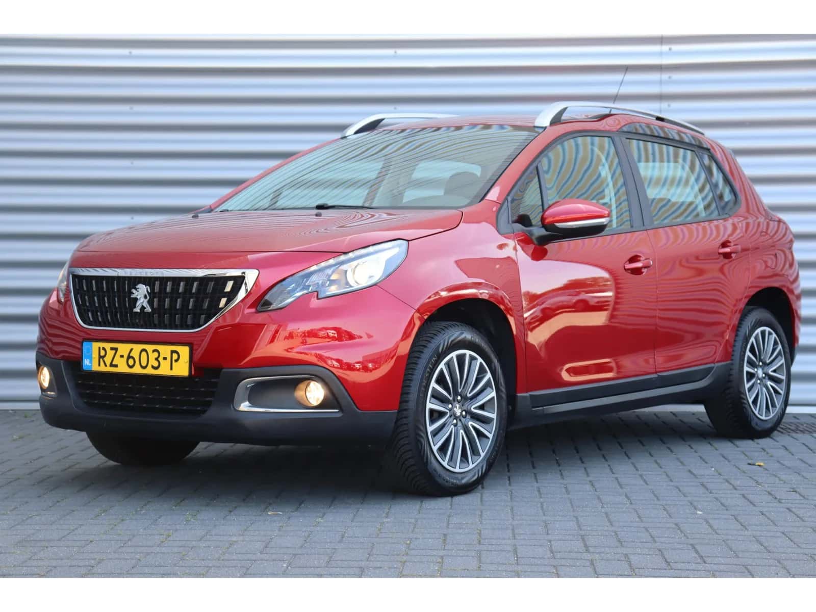 Peugeot 2008 (2018) — foto 1