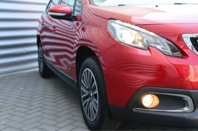 Peugeot 2008 (2018) thumbnail 13