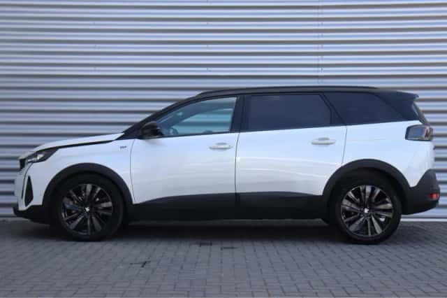Peugeot 5008 (2025) thumbnail 2