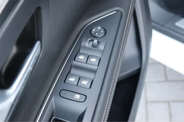Peugeot 5008 (2025) thumbnail 28