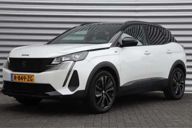 Peugeot 3008 (2023) thumbnail 1
