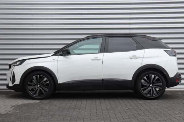 Peugeot 3008 (2023) thumbnail 2