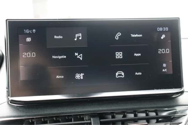 Peugeot 3008 (2023) thumbnail 38