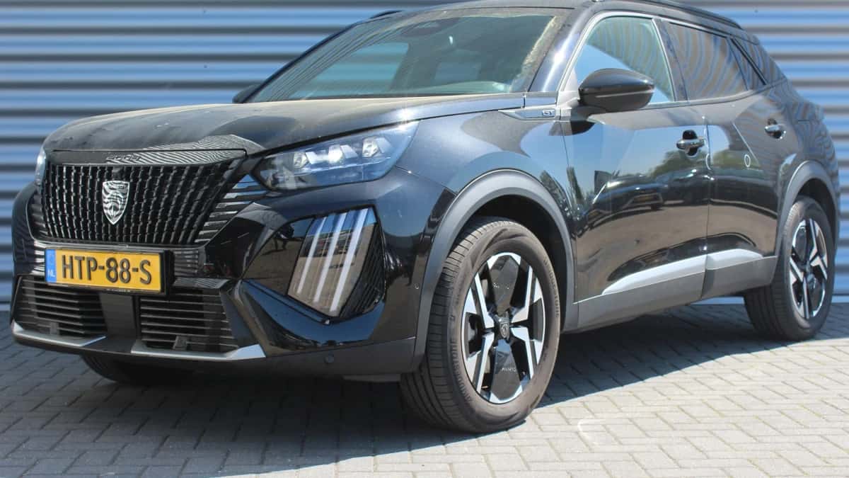 Peugeot 2008 (2025) — foto 1