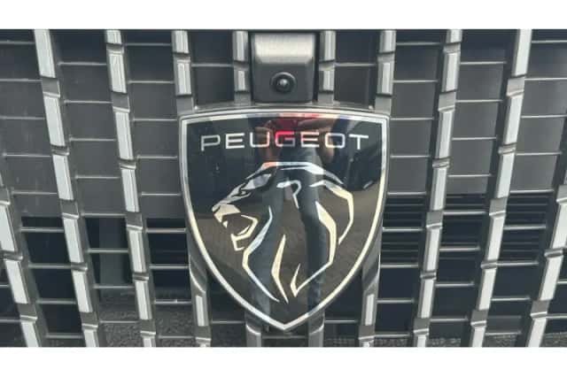 Peugeot 2008 (2025) thumbnail 17