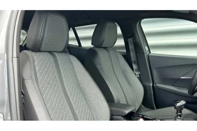 Peugeot 2008 (2025) thumbnail 21