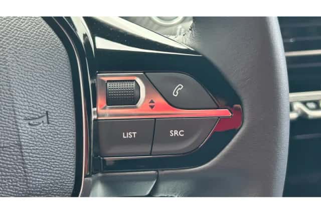 Peugeot 2008 (2025) thumbnail 26