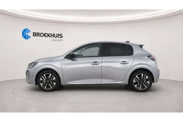 Peugeot 208 (2024) thumbnail 2