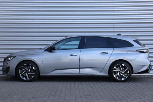 Peugeot 308 (2025) thumbnail 2