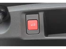Peugeot e-308 (2026) thumbnail 16