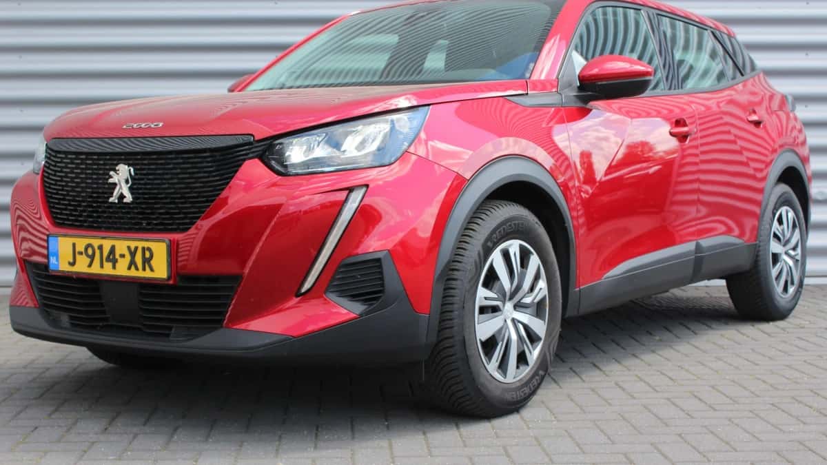 Peugeot 2008 (2020) — foto 1
