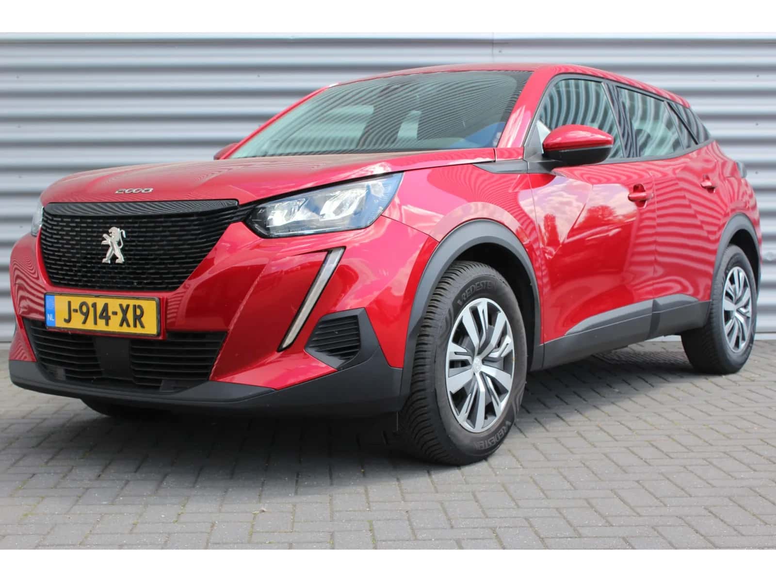 Peugeot 2008 (2020) — foto 1