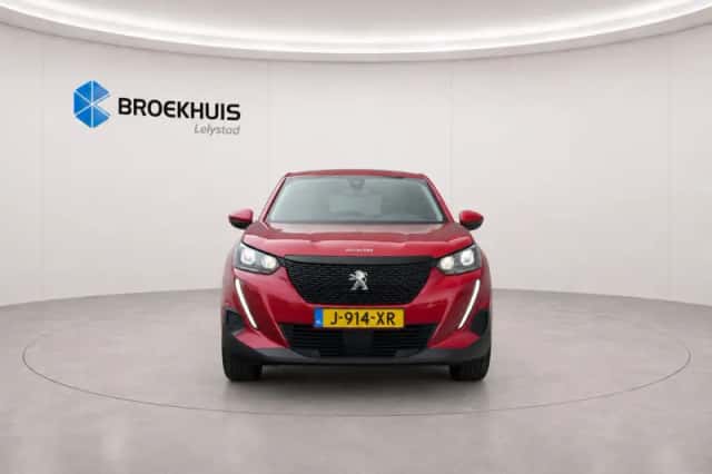 Peugeot 2008 (2020) thumbnail 4