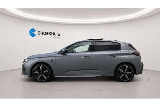Peugeot 308 (2022) thumbnail 2