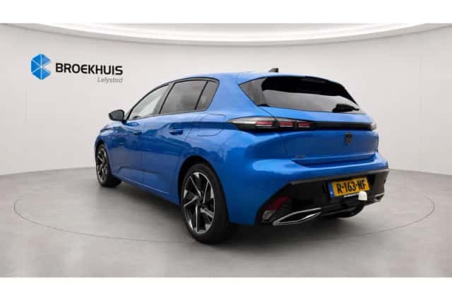 Peugeot 308 (2022) thumbnail 6