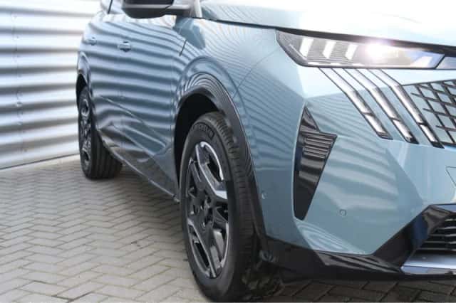 Peugeot E-5008 (2026) thumbnail 16