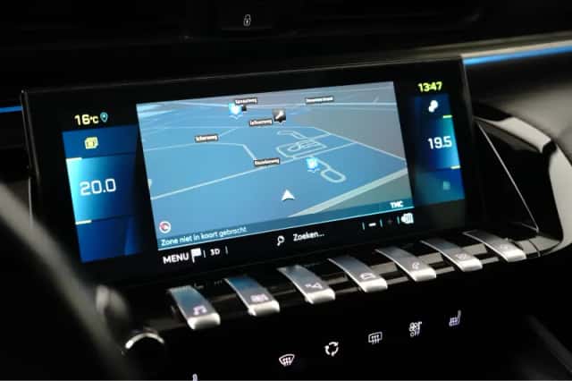 Peugeot 508 (2022) thumbnail 25
