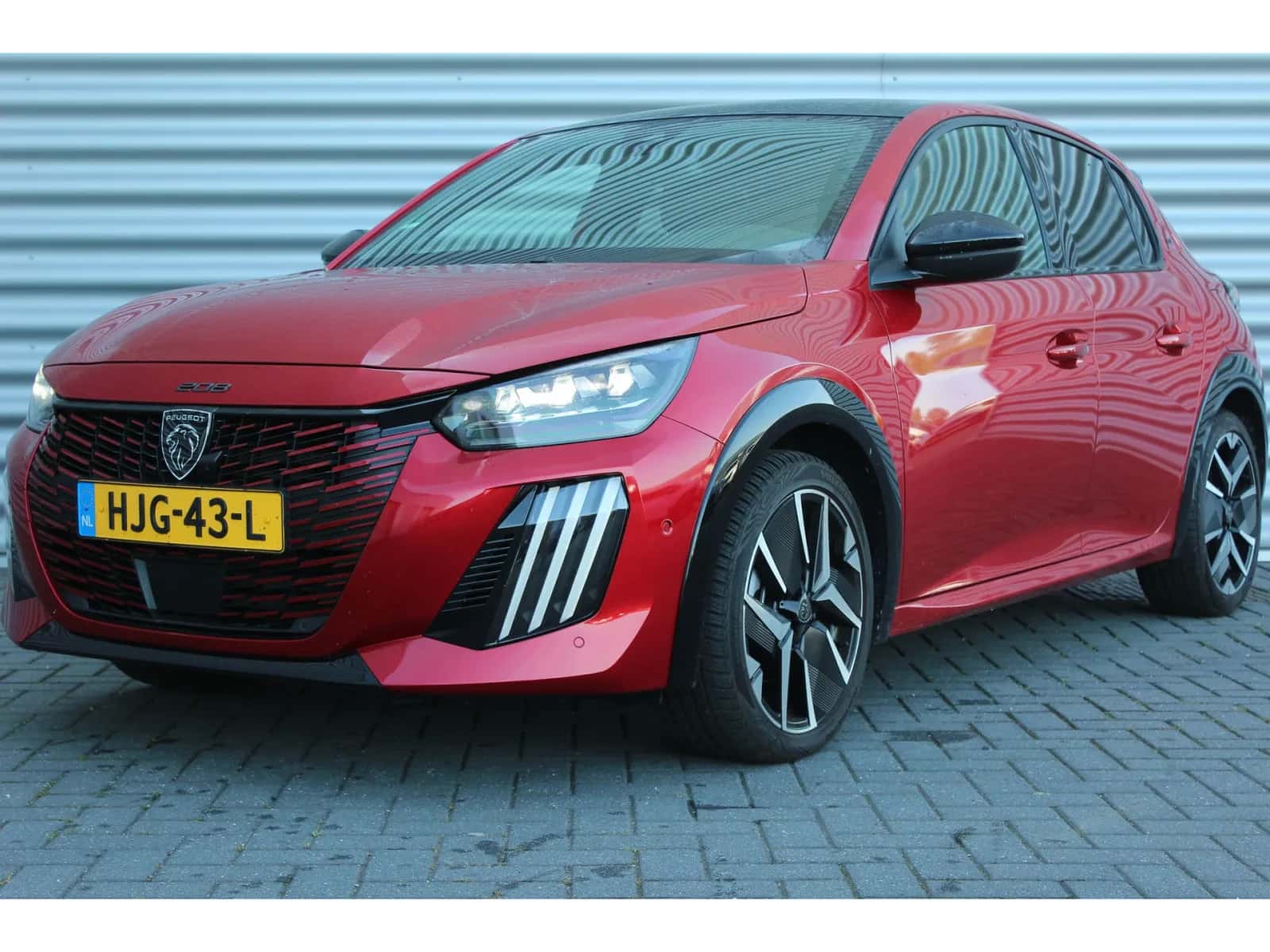 Peugeot 208 (2025) — foto 1