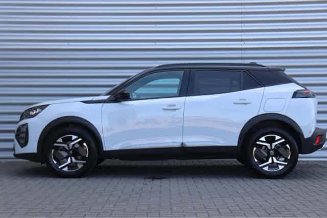 Peugeot 2008 (2025) thumbnail 2
