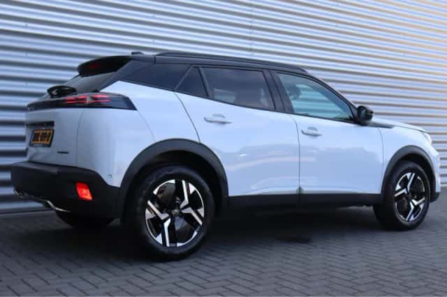 Peugeot 2008 (2025) thumbnail 9