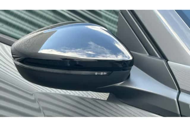Peugeot e-2008 (2025) thumbnail 13