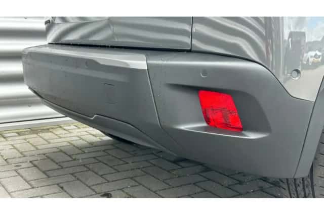Peugeot e-2008 (2025) thumbnail 10